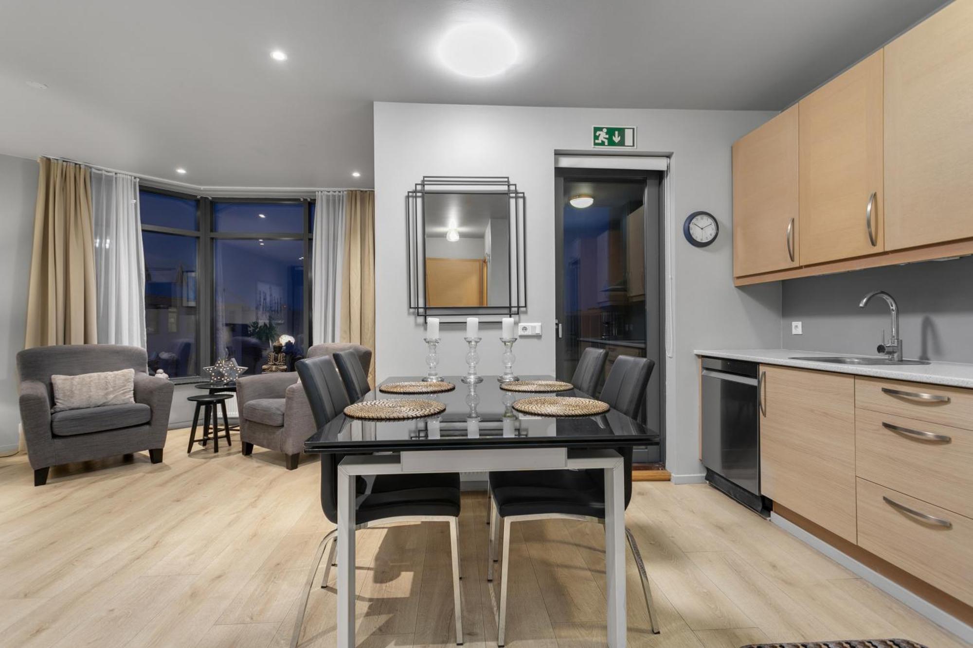 Downtown Apartments At Old Harbor Reikiavik Exterior foto